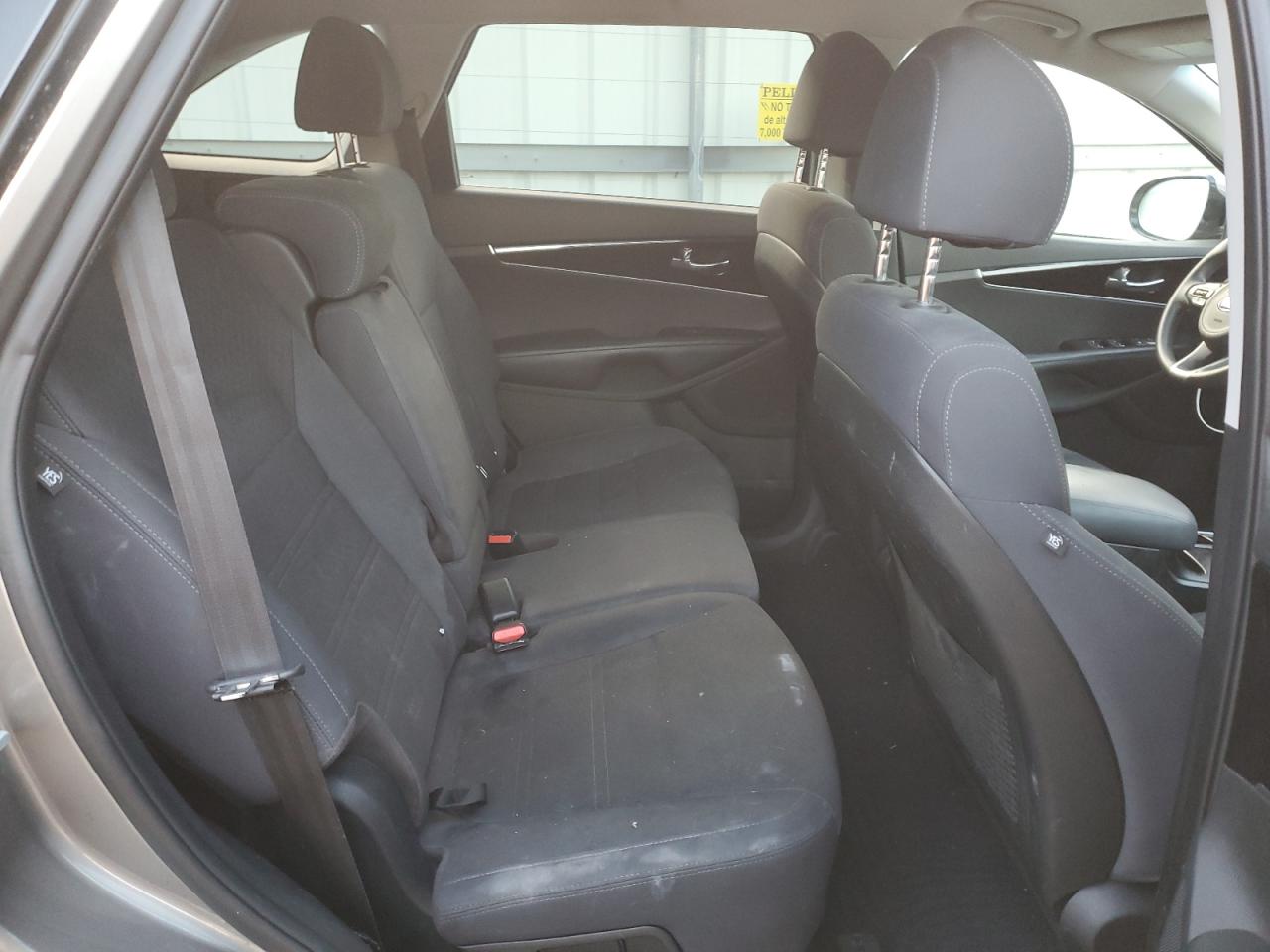 2018 Kia Sorento - Image 10