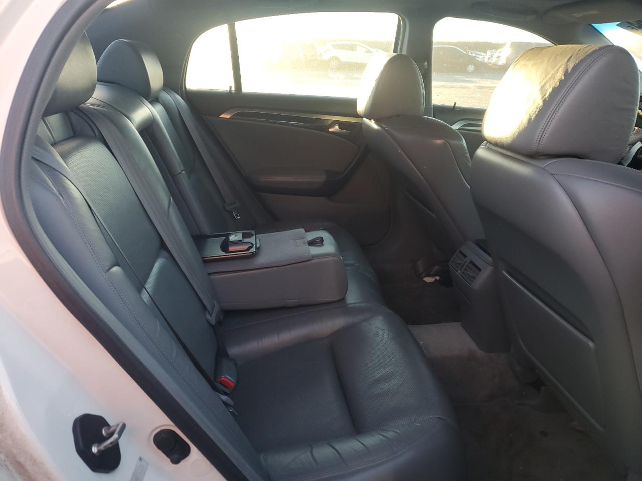 2005 Acura TL - Image 10