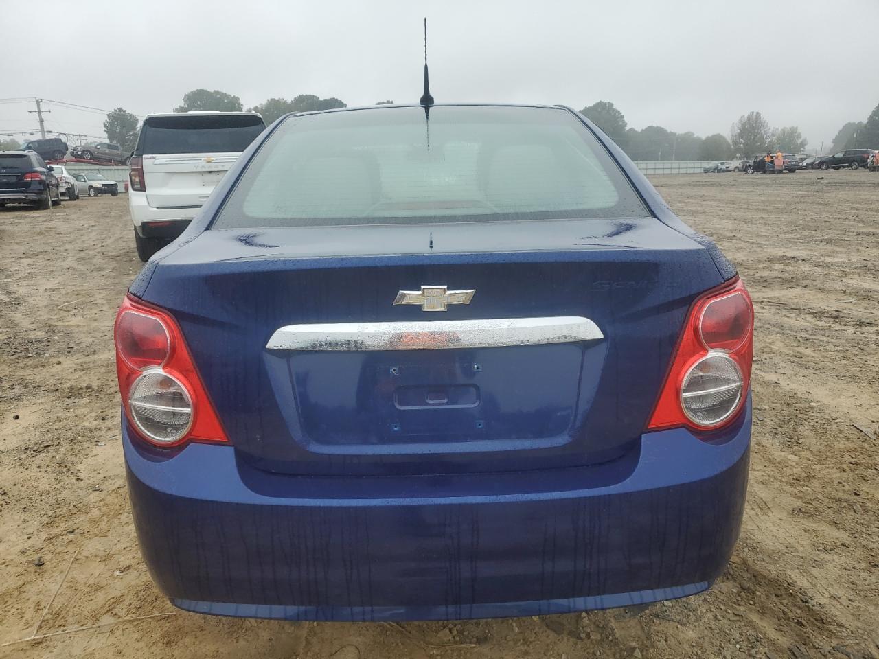 2013 Chevrolet Sonic - Image 6