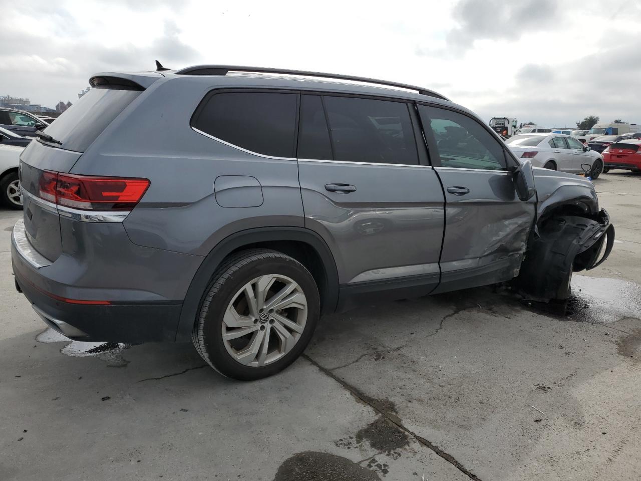 2021 Volkswagen Atlas - Image 3