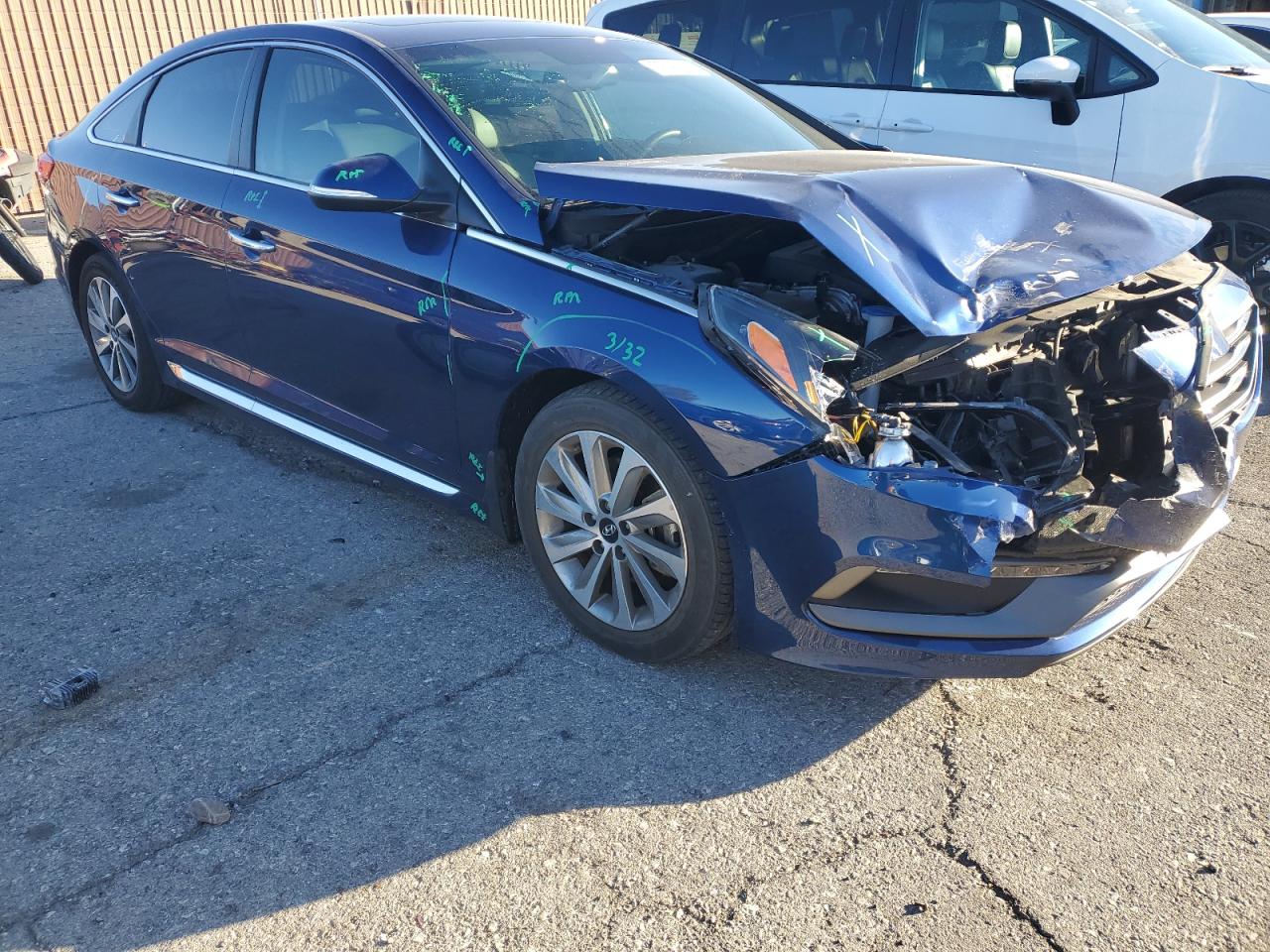 2017 Hyundai Sonata - Image 4