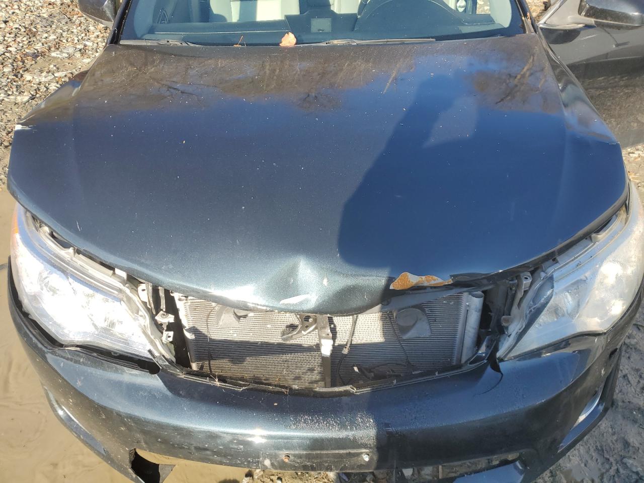 2013 Toyota Camry - Image 11