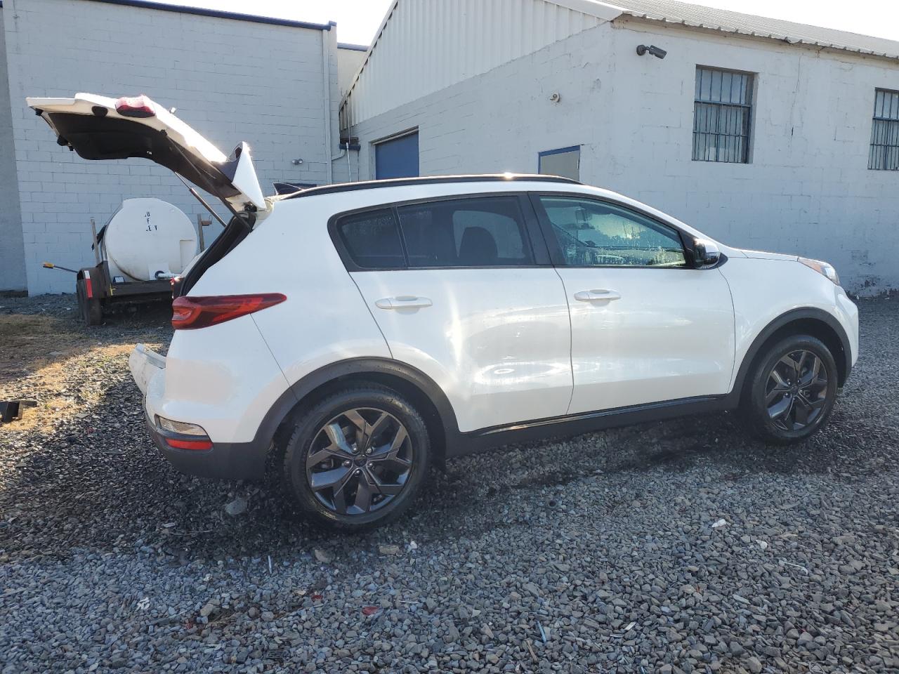 VIN KNDP6CAC5N7017639 2022 KIA SPORTAGE no.3