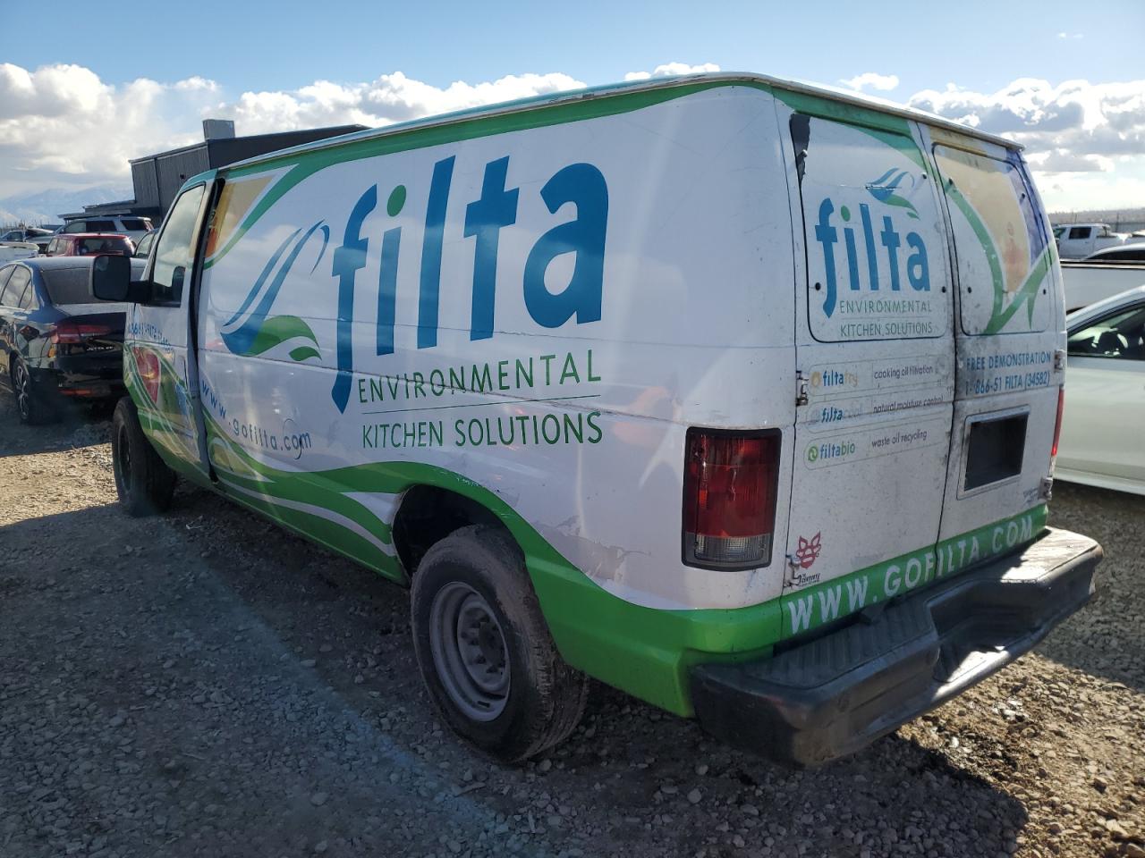 2011 Ford Econoline - Image 2