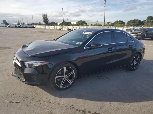 2019 Mercedes-Benz A 220