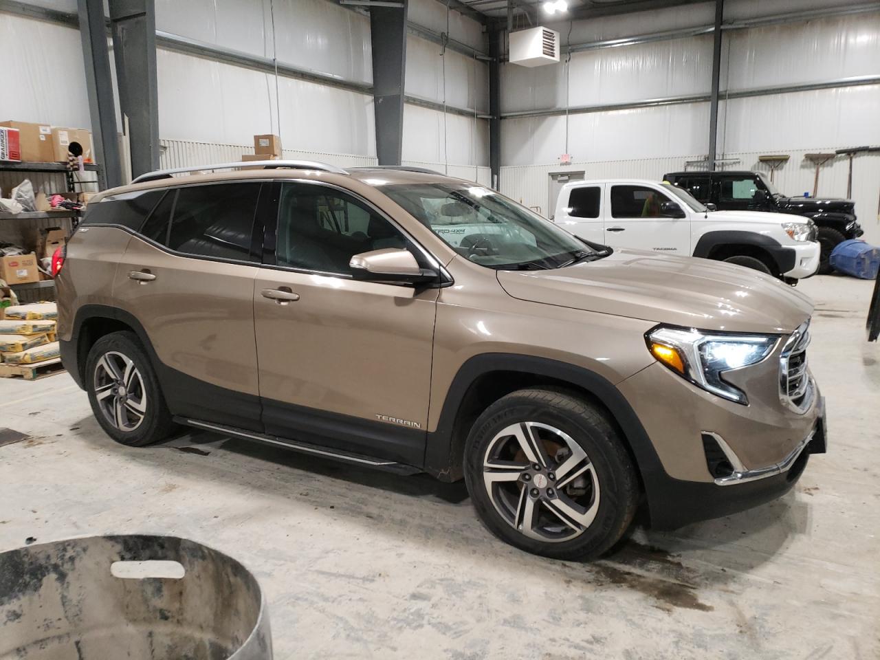 2018 GMC Terrain - Image 4