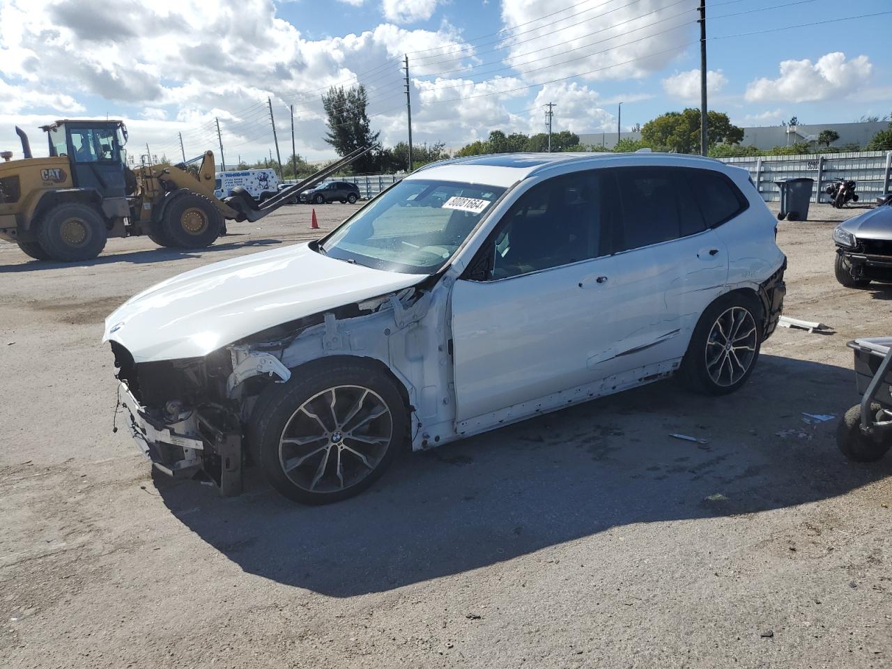 VIN 5UXTR9C50JLD74883 2018 BMW X3 no.1