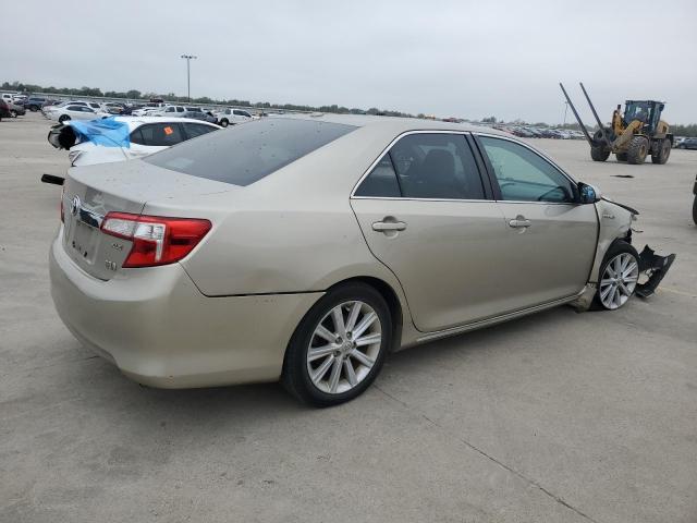  TOYOTA CAMRY 2013 Золотой