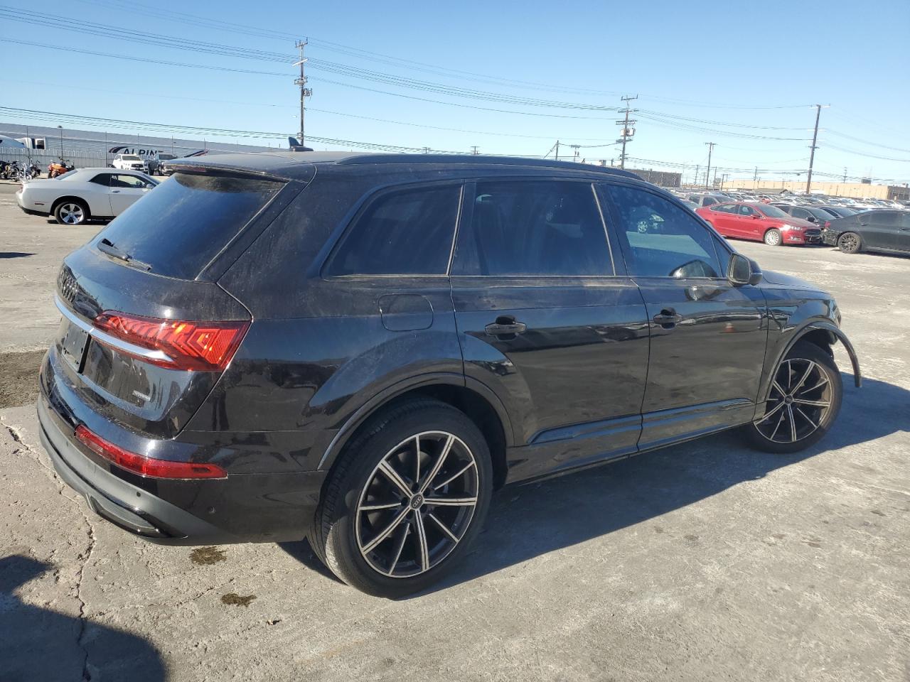 2021 Audi Q7 - Image 3