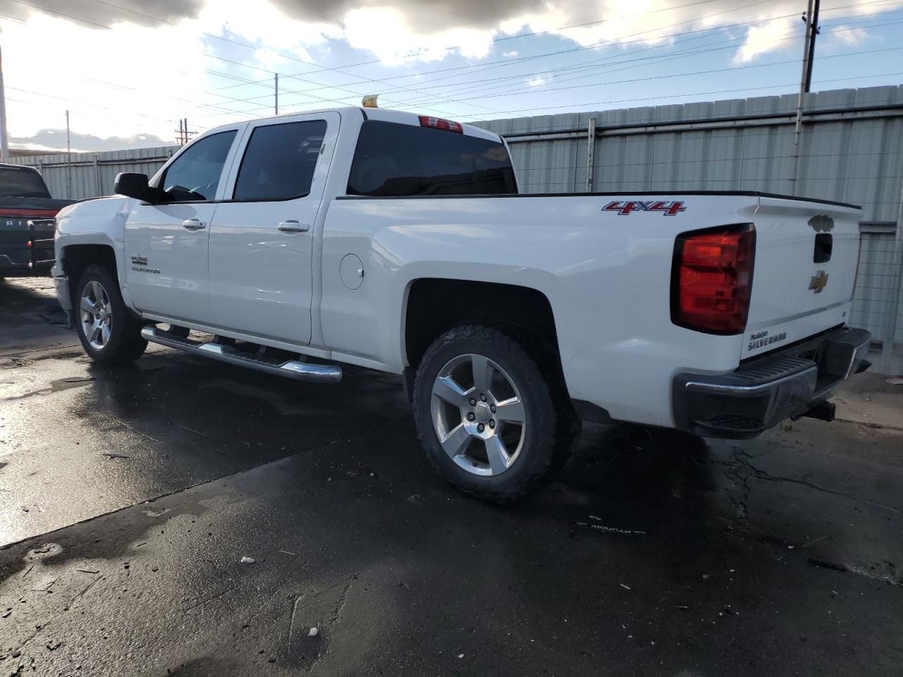 2014 Chevrolet Silverado - Image 2