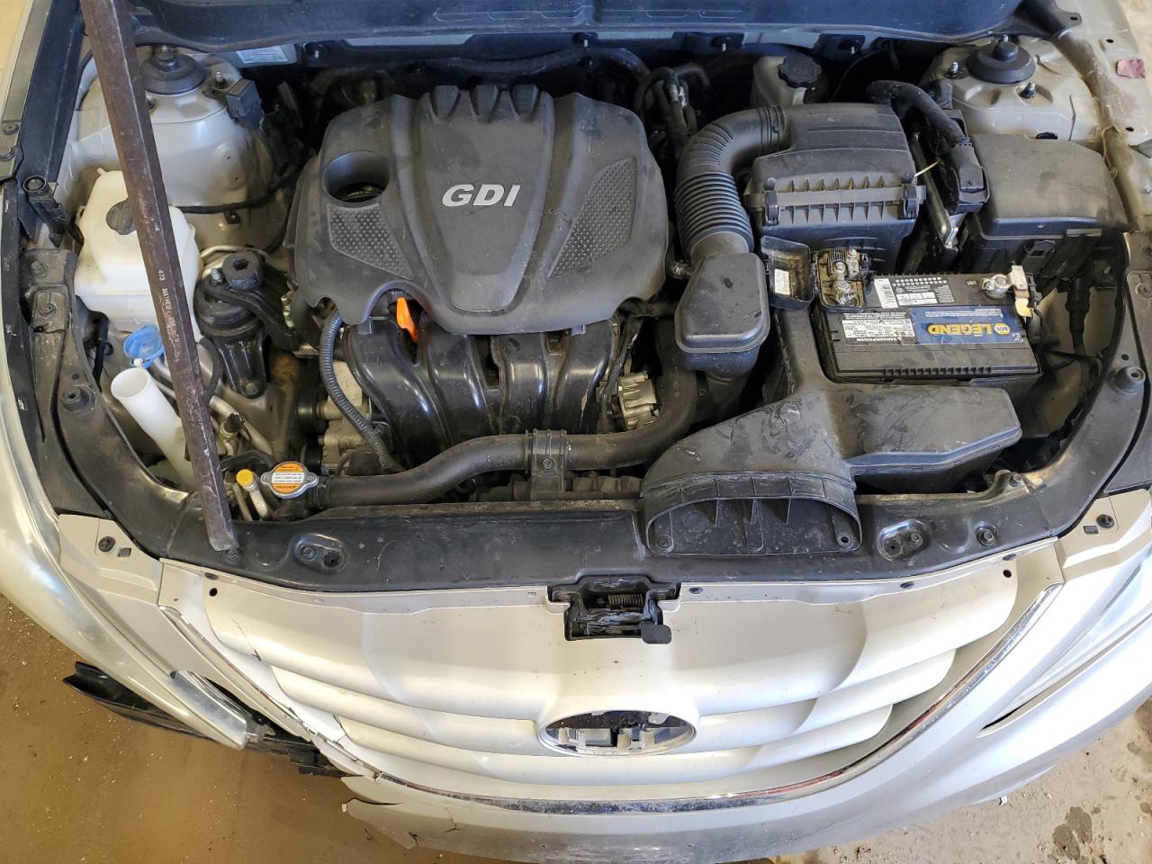 2011 Hyundai Sonata - Image 13