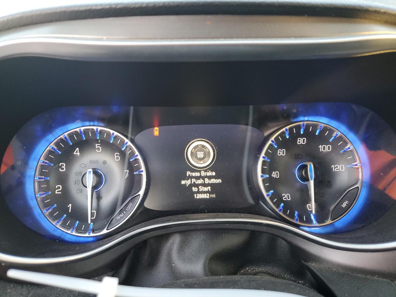 2019 Chrysler Pacifica - Image 9