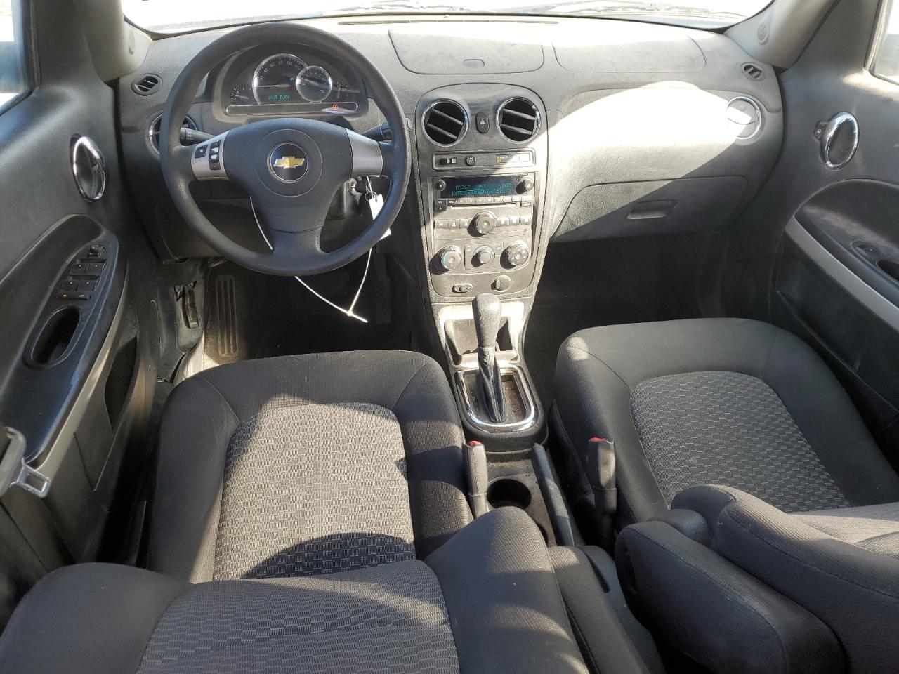 2010 Chevrolet HHR - Image 8
