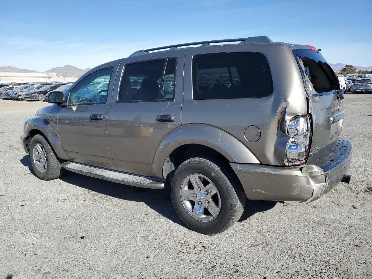 2005 Dodge Durango - Image 2