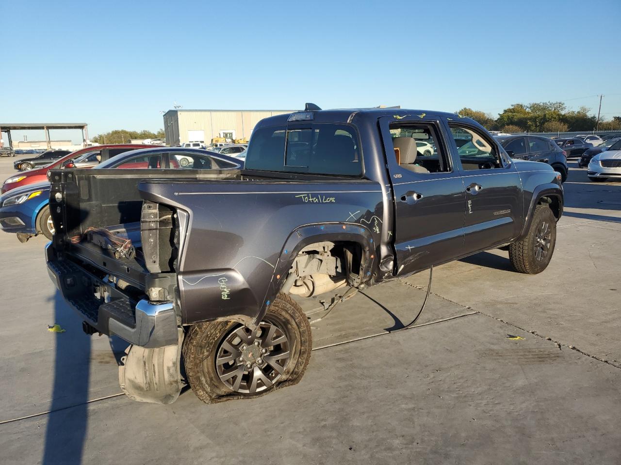 2020 Toyota Tacoma - Image 3