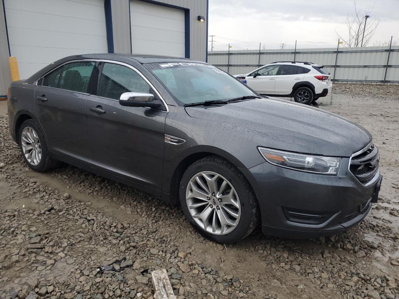 2016 Ford Taurus - Image 4