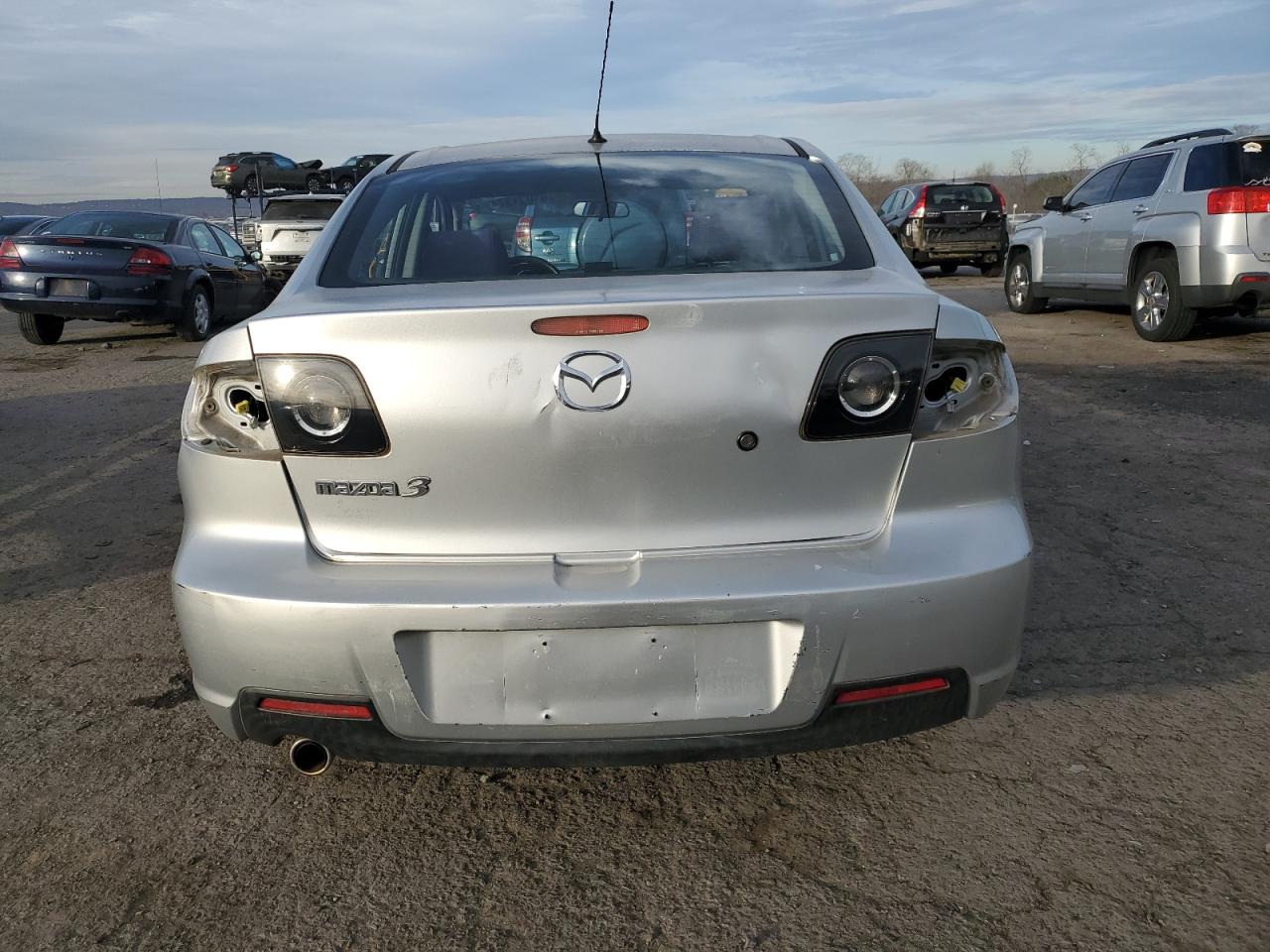 2007 Mazda 3 I VIN: JM1BK32F471622515 Lot: 81031374