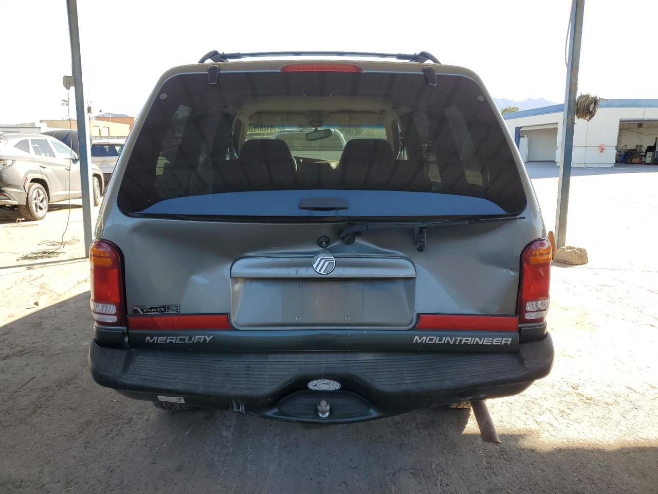 1999 Mercury Mountaineer VIN: 4M2ZU55P0XUJ06301 Lot: 81357924