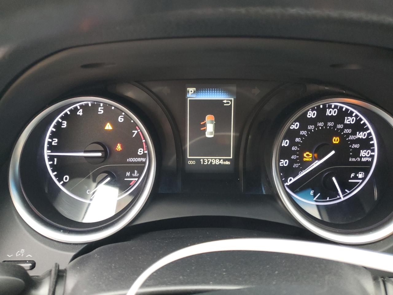 2018 Toyota Camry - Image 9