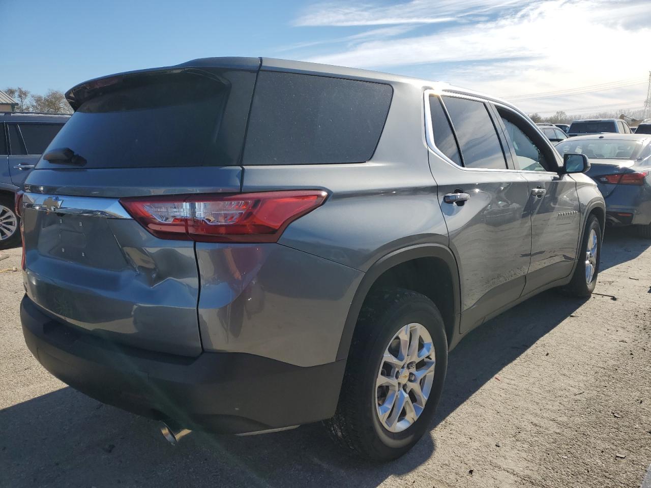 2020 Chevrolet Traverse - Image 3