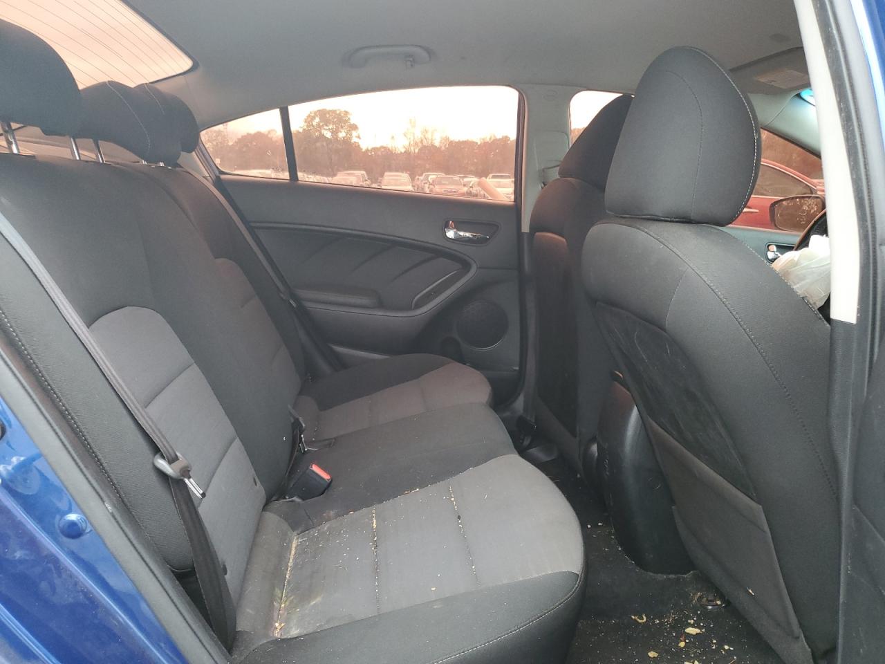 2018 Kia Forte - Image 11