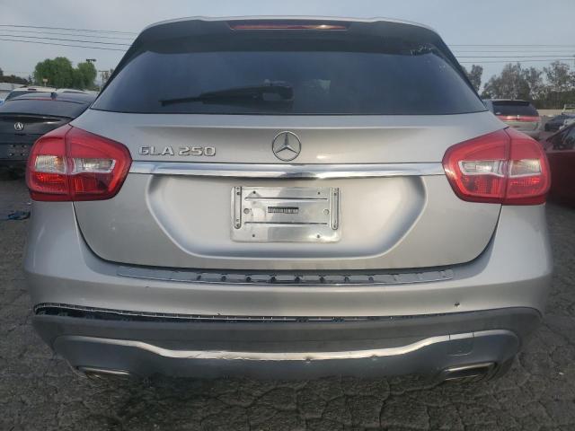  MERCEDES-BENZ GLA-CLASS 2018 Silver