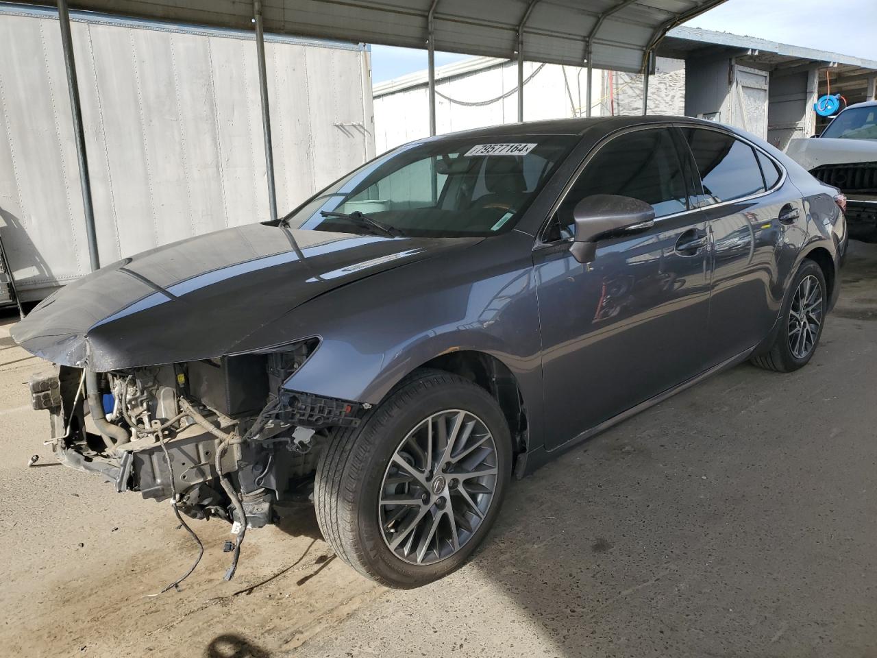 2016 Lexus ES - Image 1