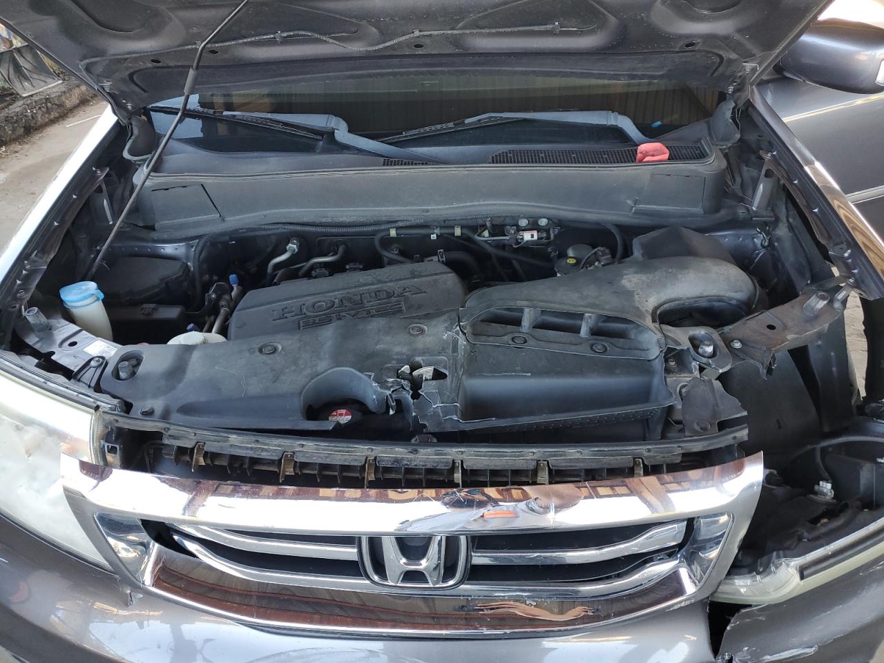 2015 Honda Pilot - Image 11