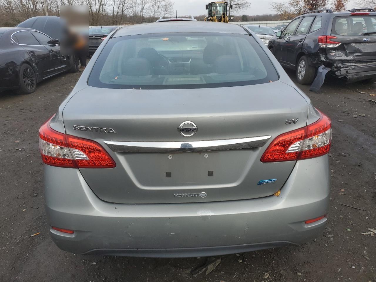 2014 Nissan Sentra - Image 6