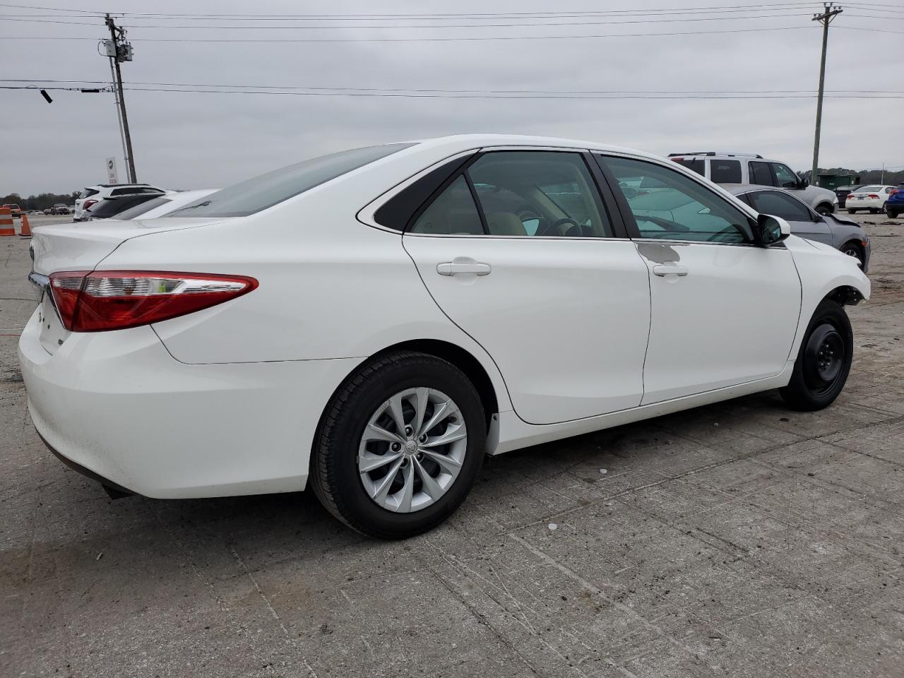 2015 Toyota Camry - Image 3