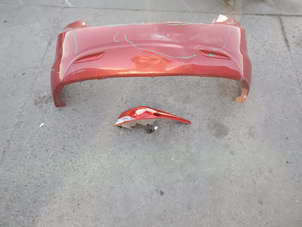 2013 Hyundai Elantra - Image 14