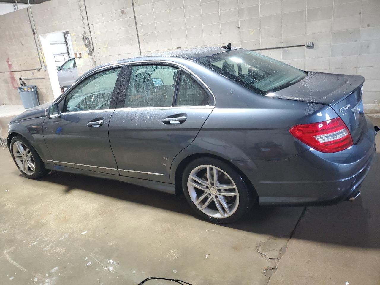 VIN WDDGF8AB2EA965896 2014 MERCEDES-BENZ C-CLASS no.2