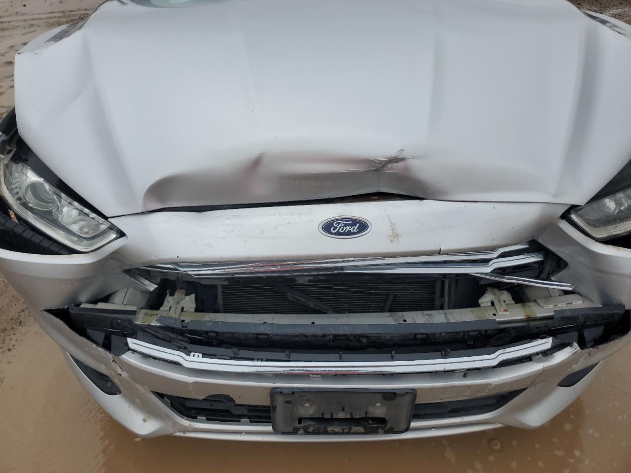 2016 Ford Fusion - Image 11