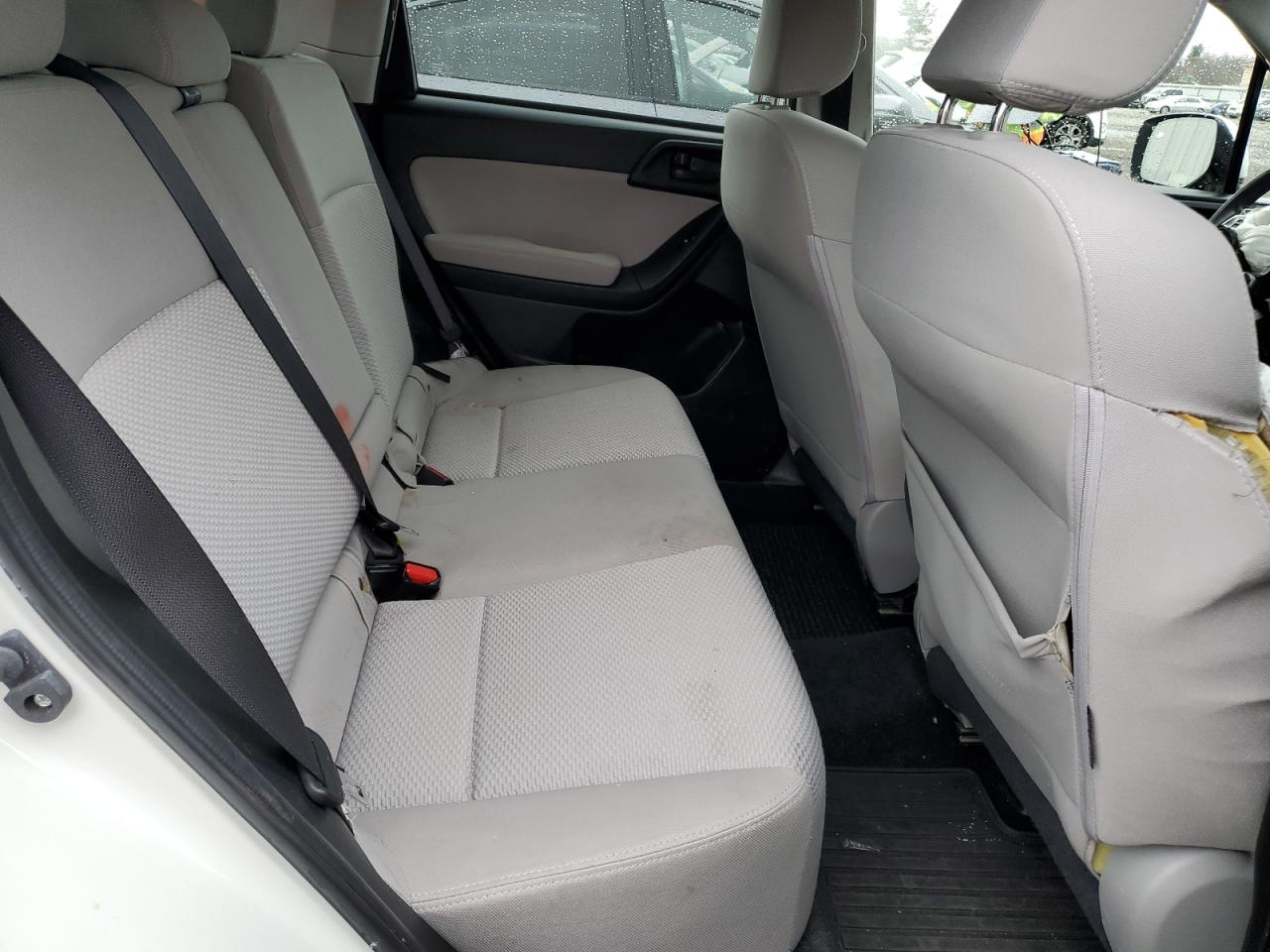 2015 Subaru Forester - Image 11