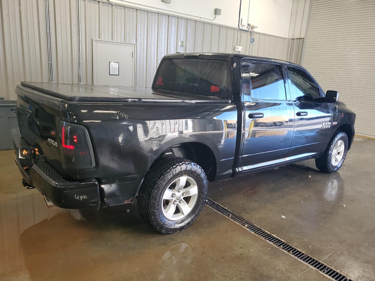 2017 RAM 1500 - Image 3