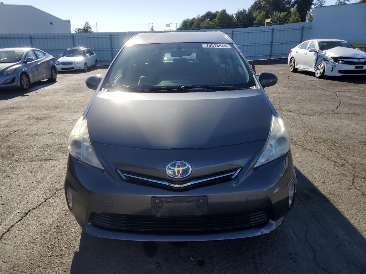 VIN JTDZN3EU0D3231667 2013 TOYOTA PRIUS no.5