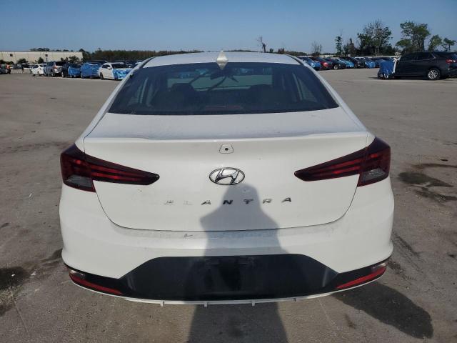  HYUNDAI ELANTRA 2019 Білий