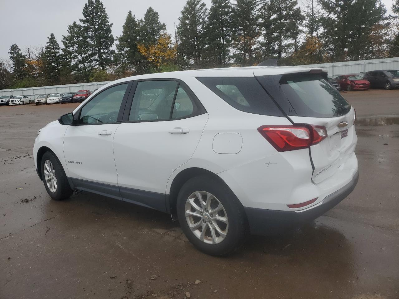 2018 Chevrolet Equinox - Image 2