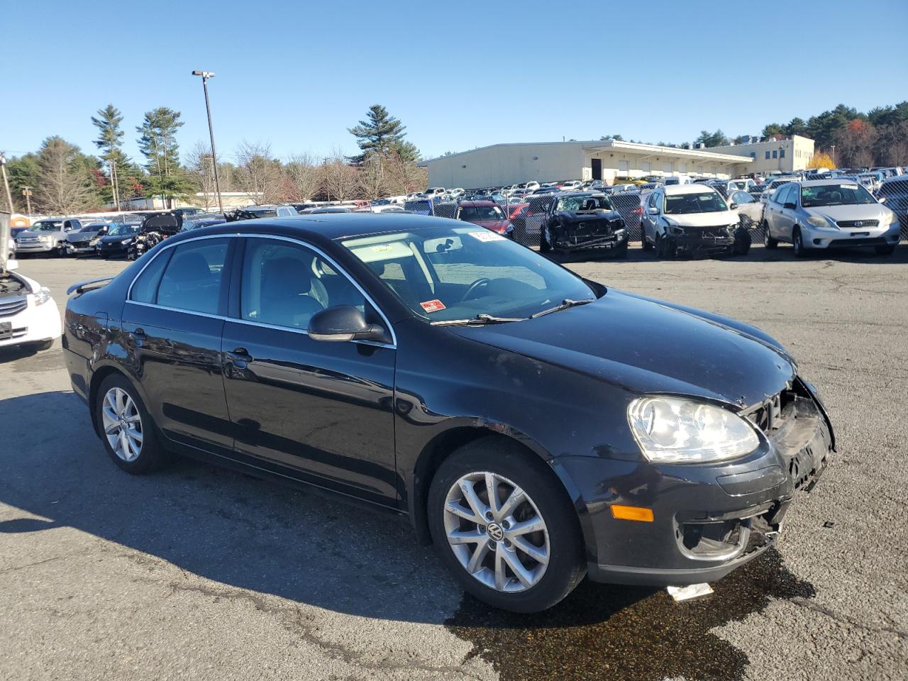 2010 Volkswagen Jetta - Image 4