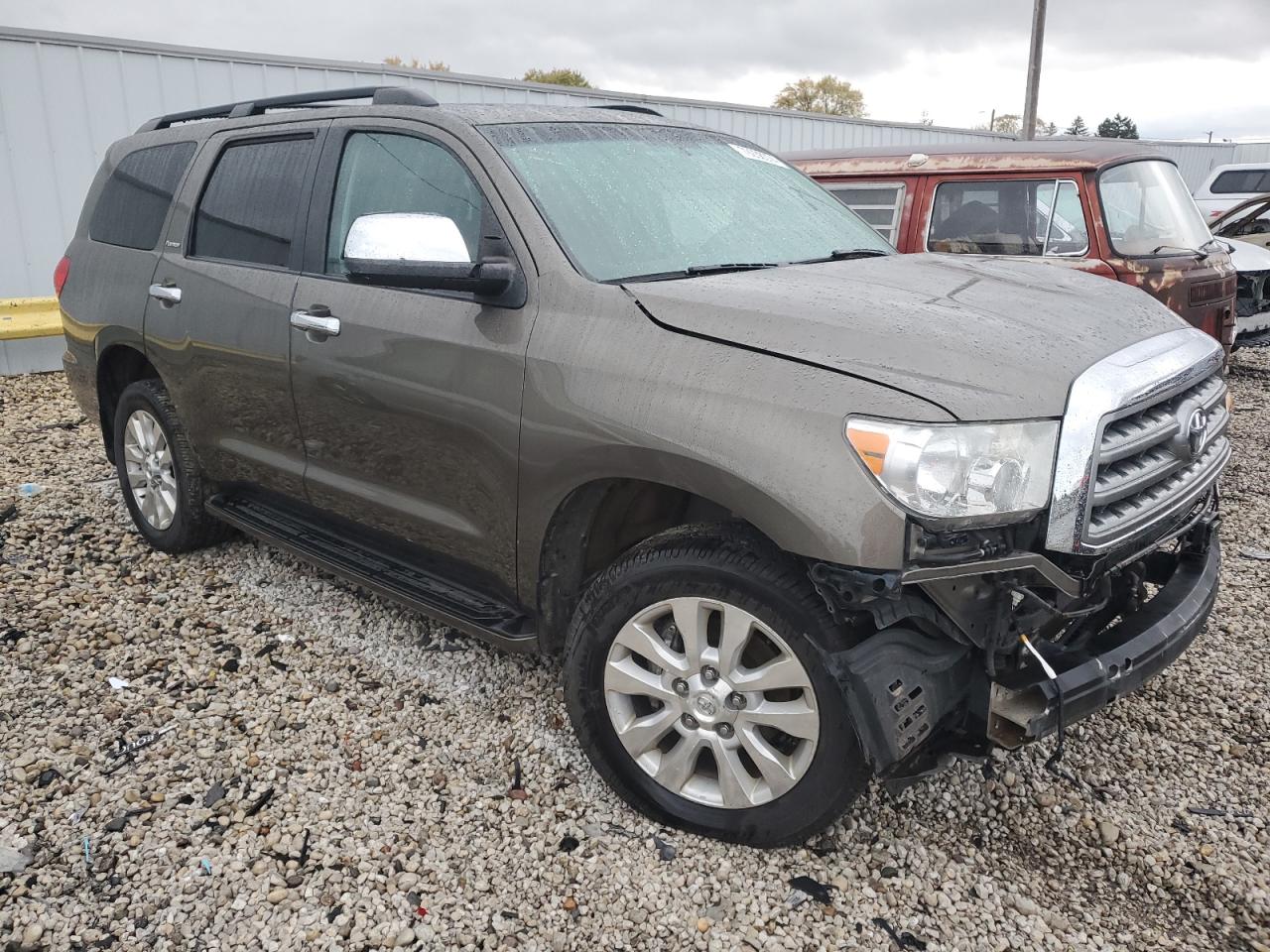 VIN 5TDDW5G19GS136422 2016 TOYOTA SEQUOIA no.4