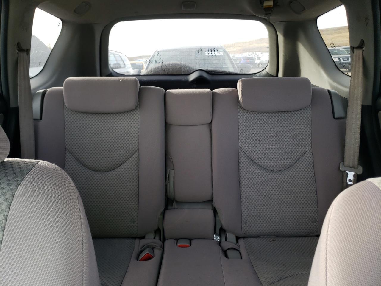2010 Toyota RAV 4 - Image 10