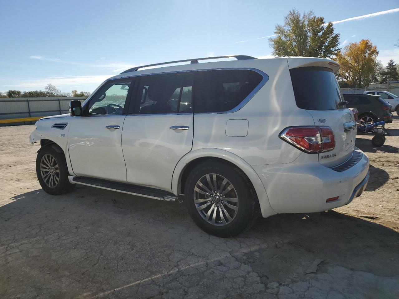 2019 Nissan Armada - Image 2