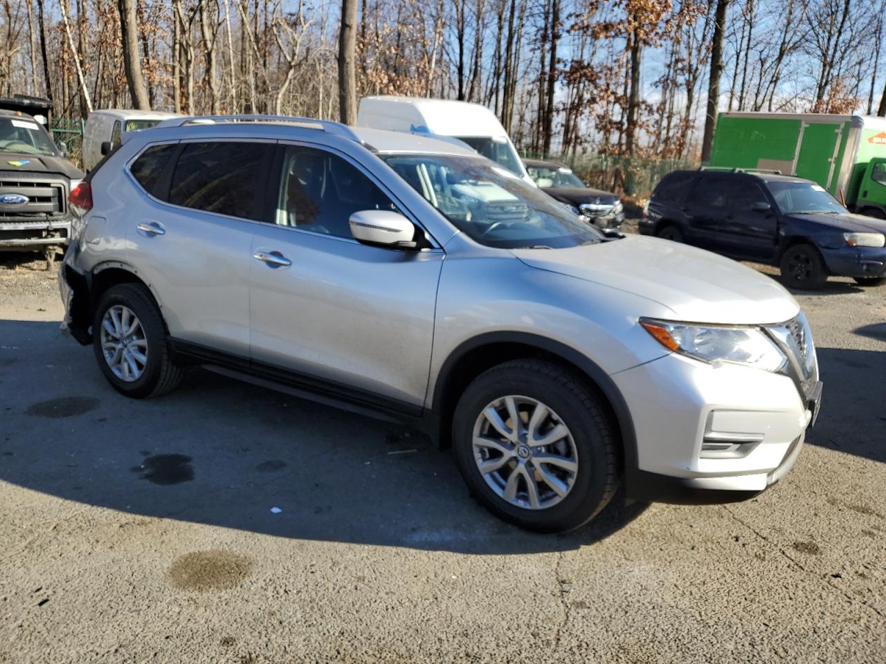 VIN JN8AT2MV9KW377170 2019 NISSAN ROGUE no.4