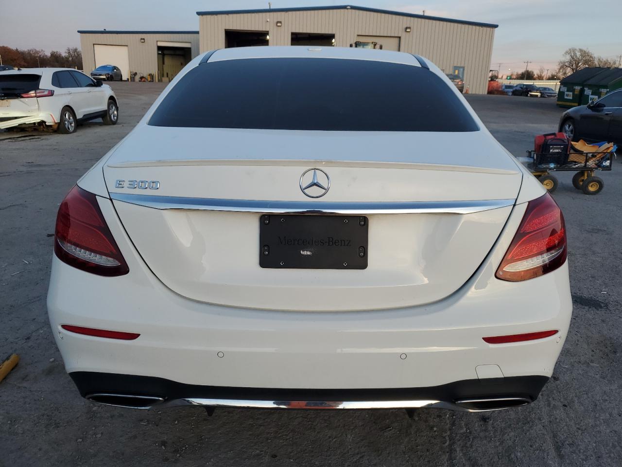 2017 Mercedes-Benz E-klasse - Image 6