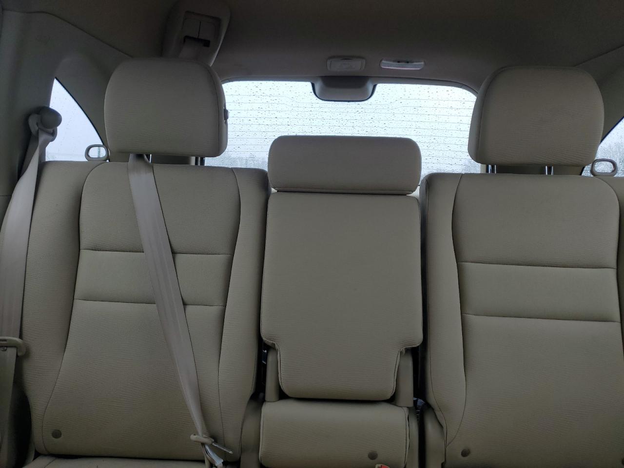 2011 Honda CR-V - Image 10