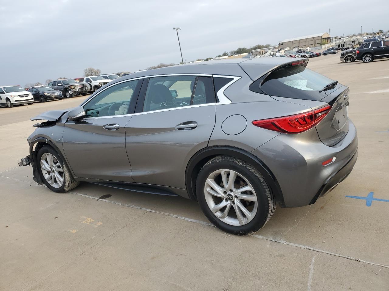 2018 Infiniti QX30 - Image 2