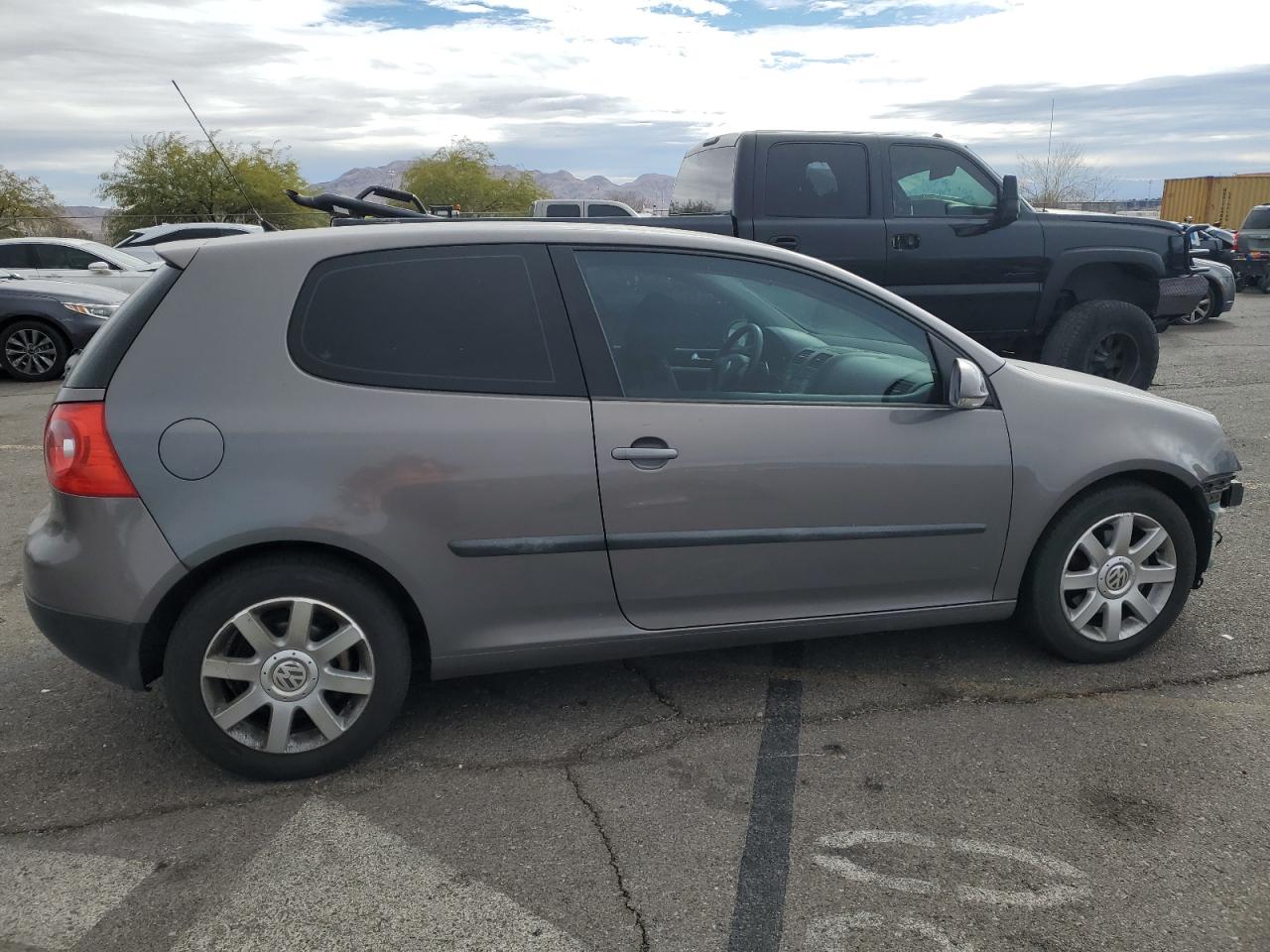 2008 Volkswagen Golf - Image 3