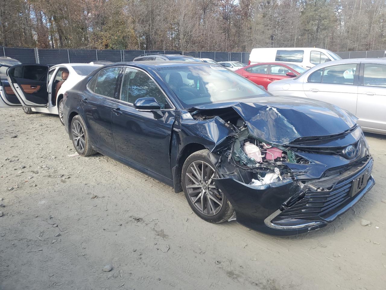 2021 Toyota Camry - Image 4