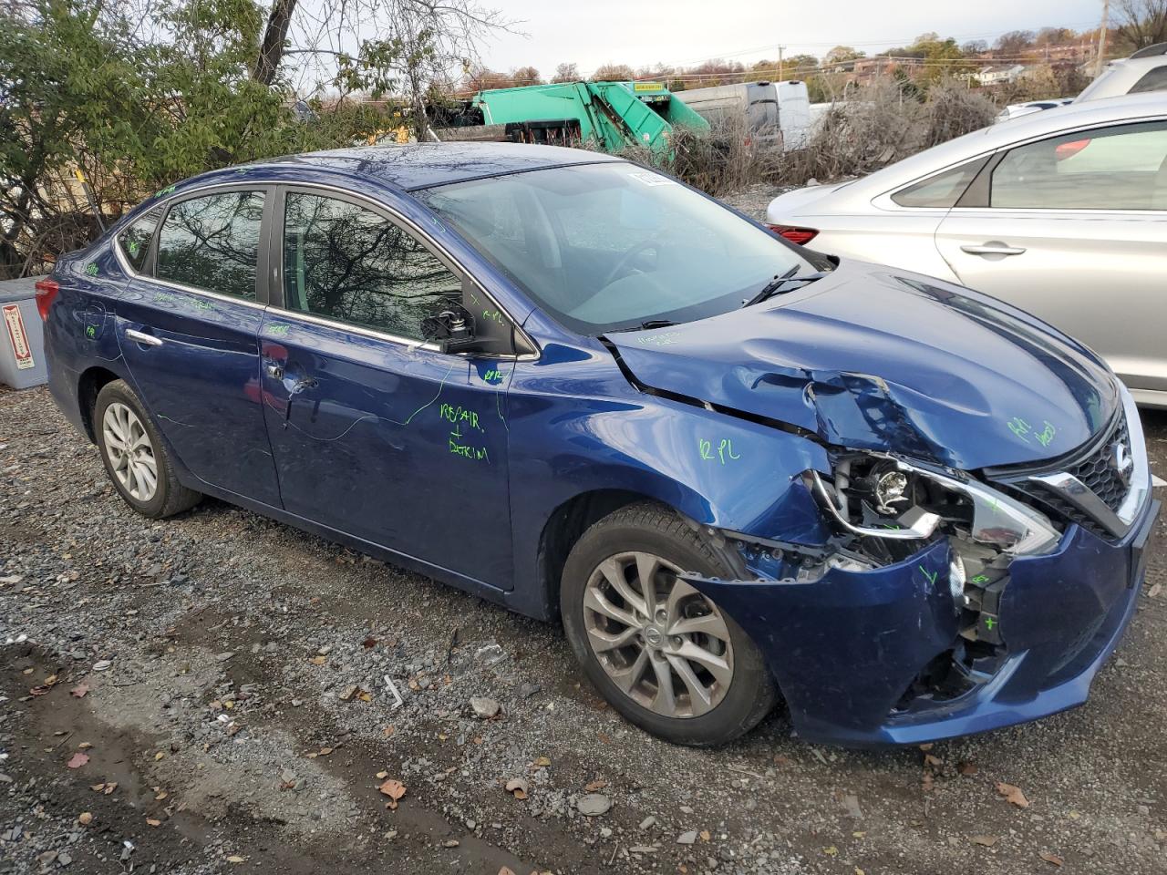 VIN 3N1AB7AP4KY409486 2019 NISSAN SENTRA no.4