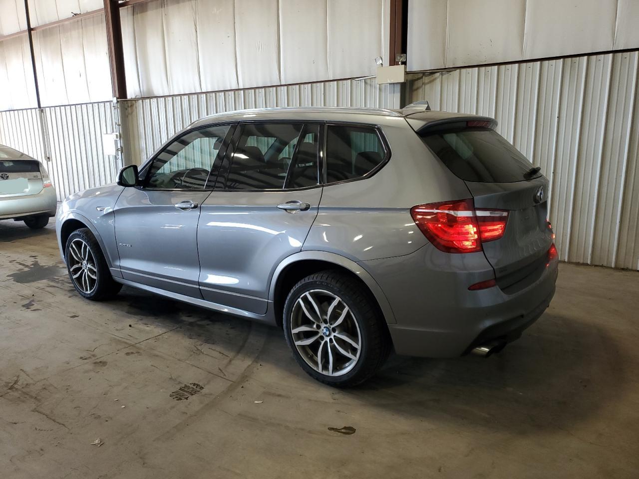 VIN 5UXWX7C54H0U42814 2017 BMW X3 no.2